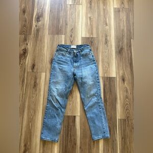 Everlane womens the original cheeky Jean size 25 crop